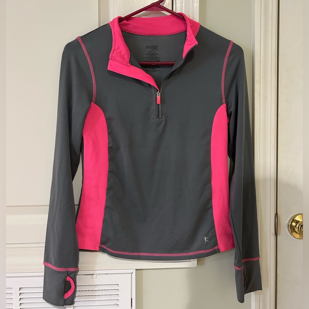 Danskin Now girl’s athletic wear long sleeve - gray & pink